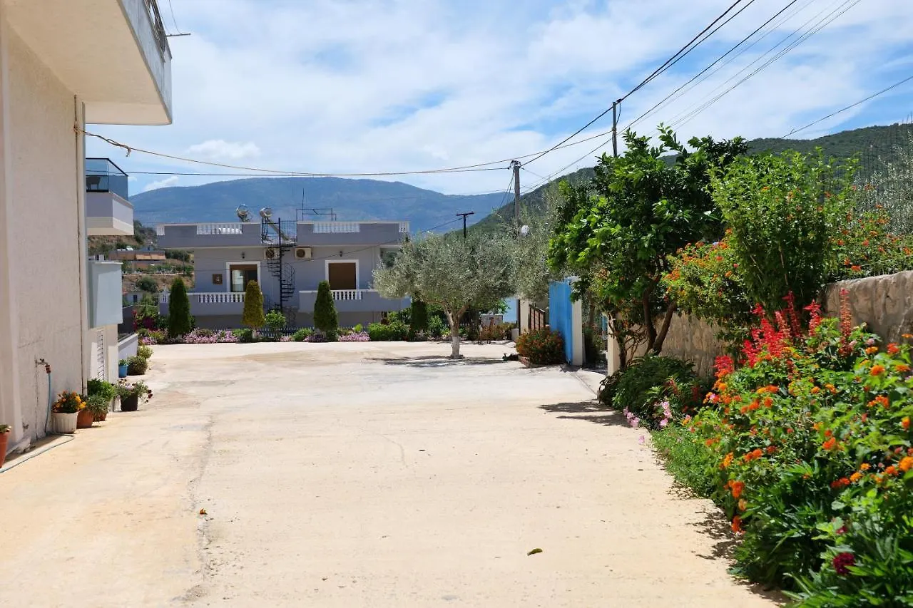 Villa Leonel Zeka Ksamil Affittacamere