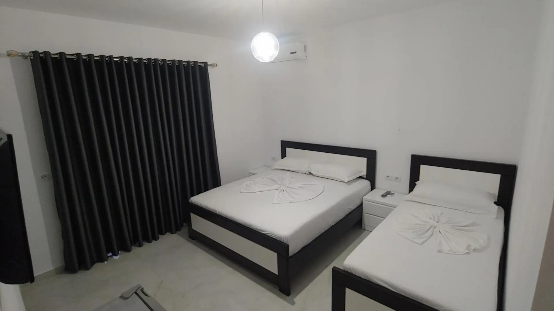 Affittacamere Villa Leonel Zeka Ksamil
